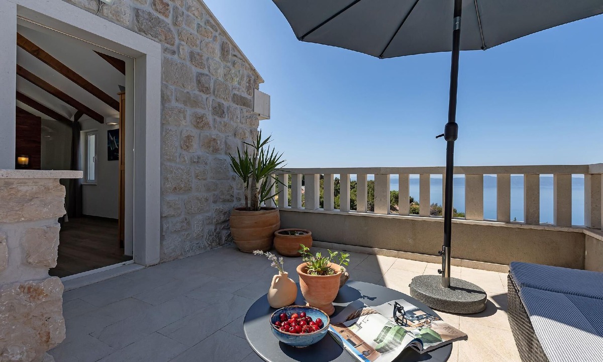 Tucepi House | Beautiful stone house Villa Toni with pool