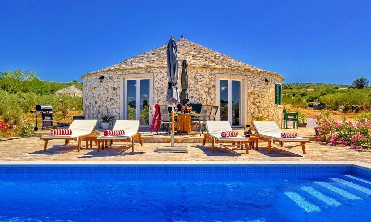 Supetar House | Villa Heritage