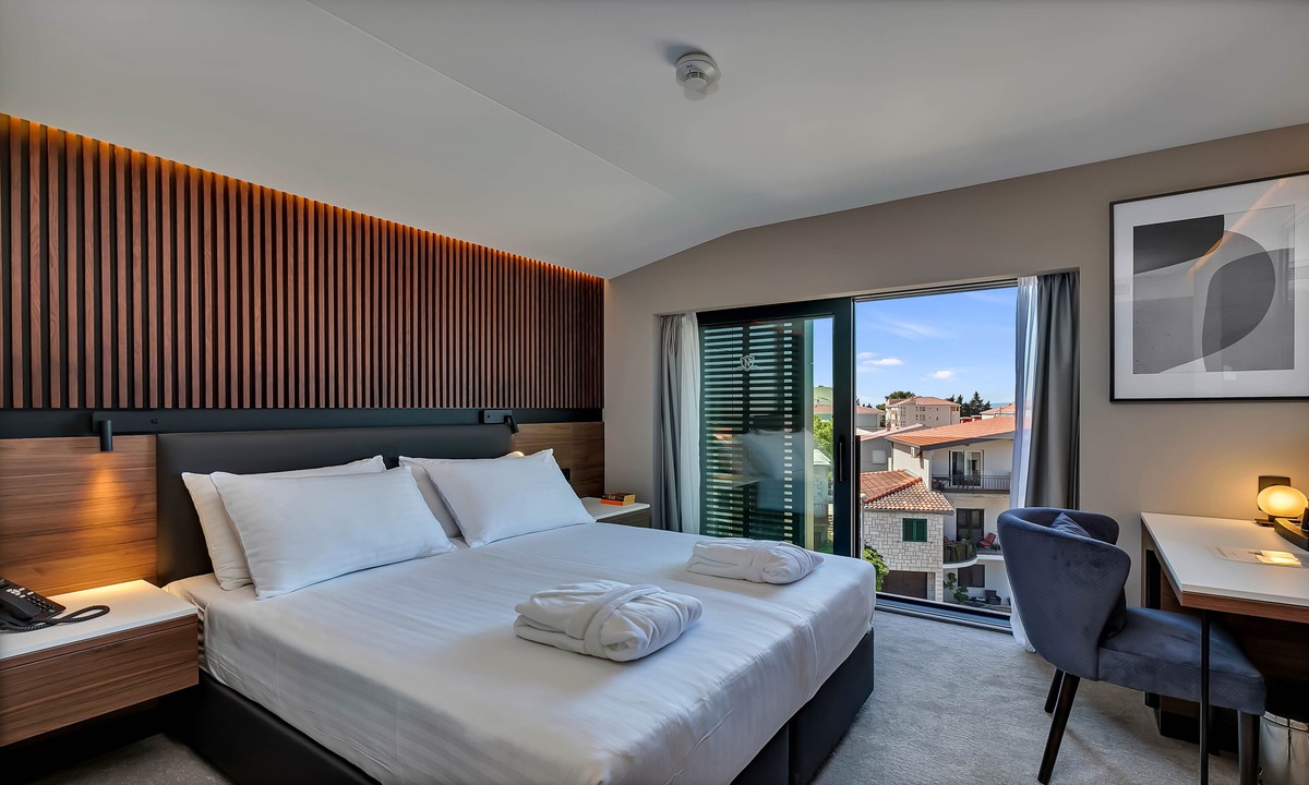 Baska Voda Hotel | Boutique hotel Noemia