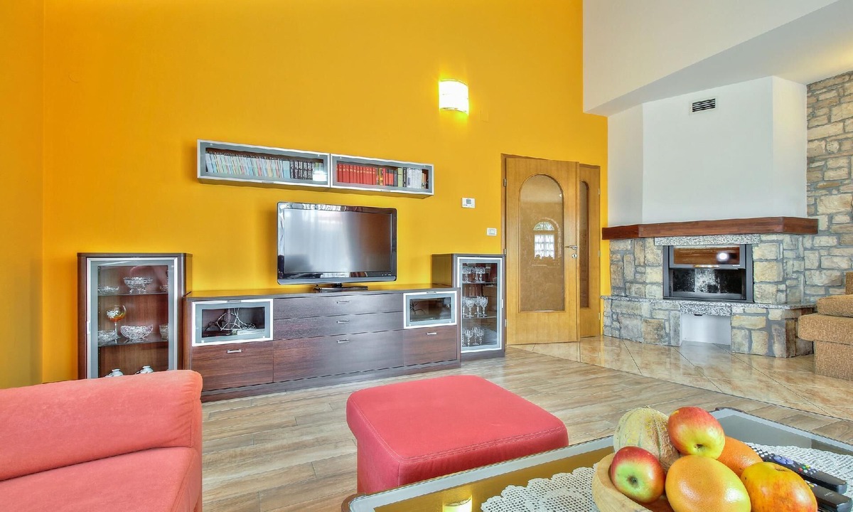 Kastel House | Beautiful holiday villa Morena with pool