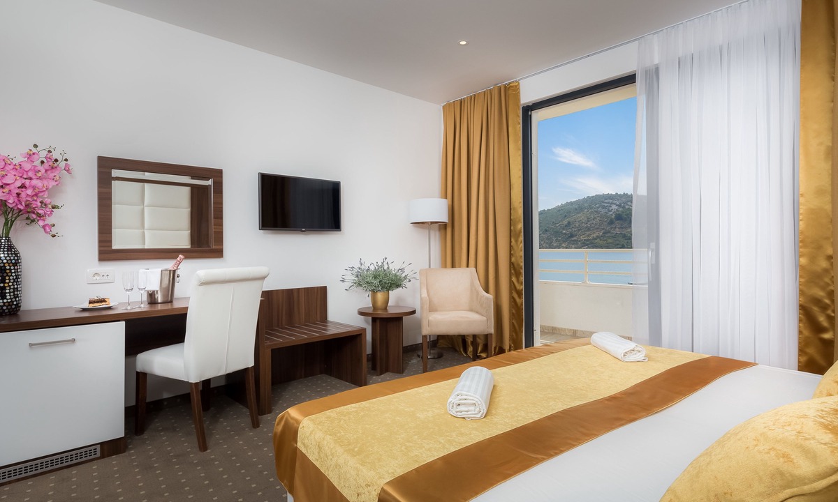 Rogoznica Hotel | Hotel Perla