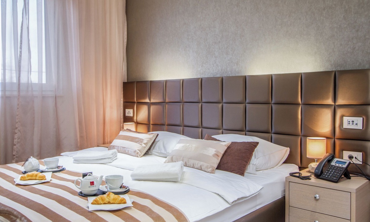 Velika Gorica Hotel | Royal Airport