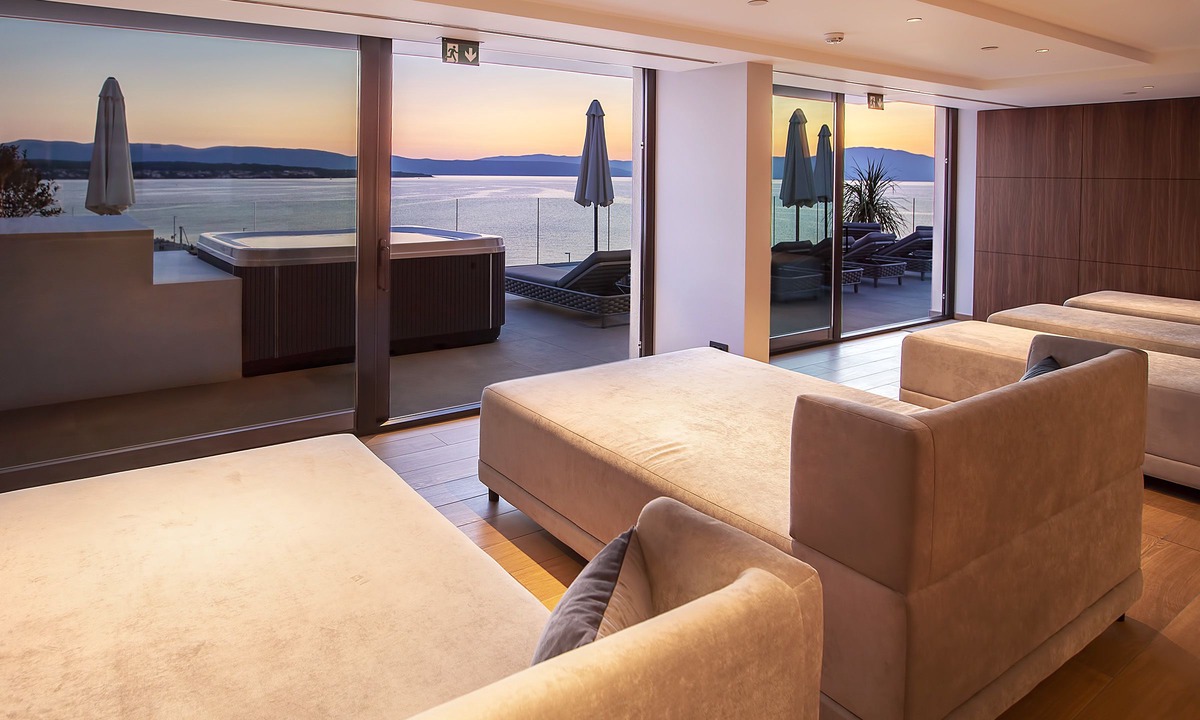 Malinska Hotel | Hotel Riva