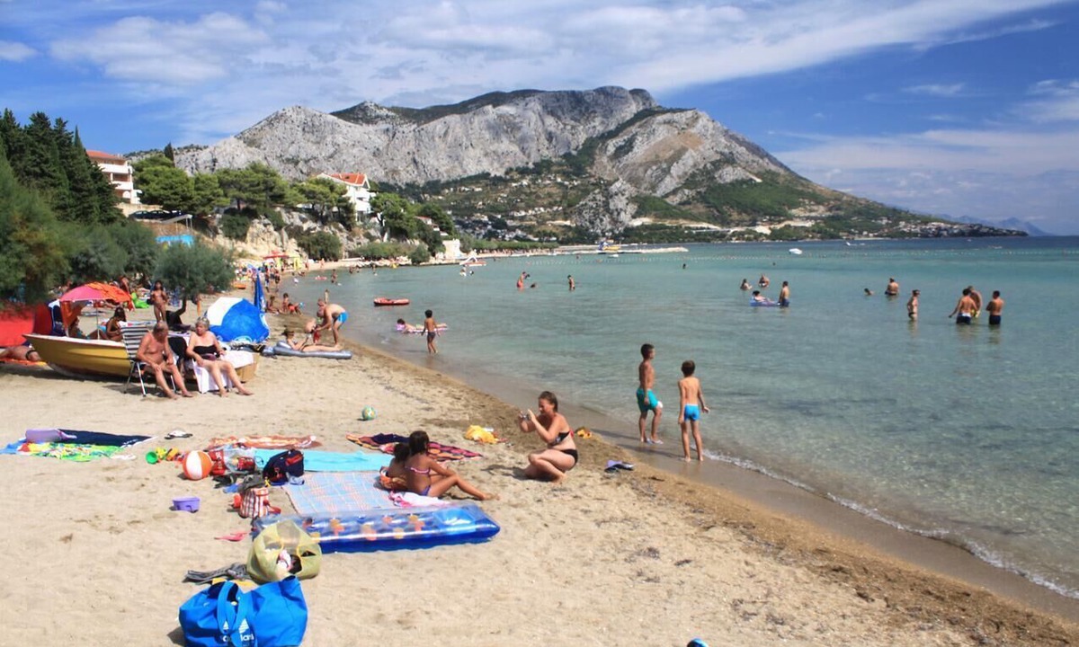 Duce Apartment | Two bedroom apartment with air-conditioning Duće, Omiš (A-22611-a)
