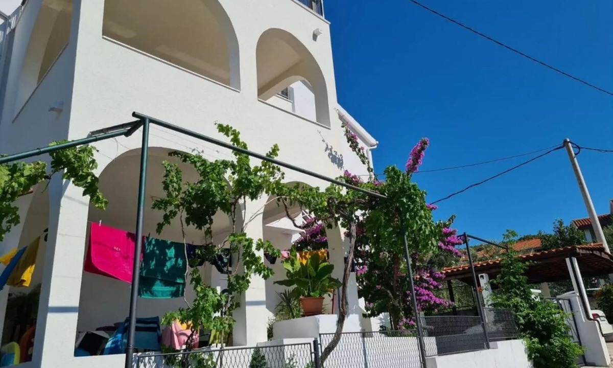 Arbanija Apartment | Apartment Ivica