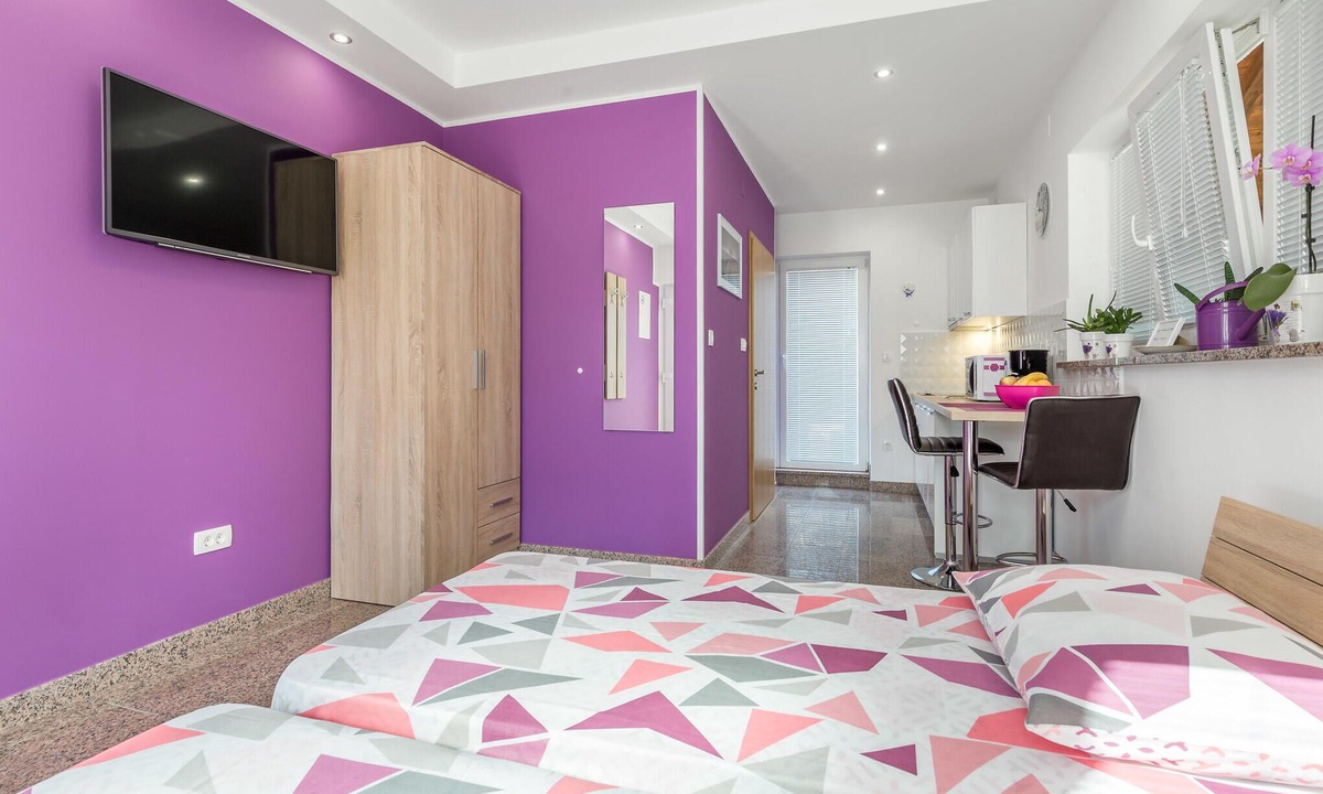 Rukavac Apartment | Awesome apartment in Rukavac with WiFi