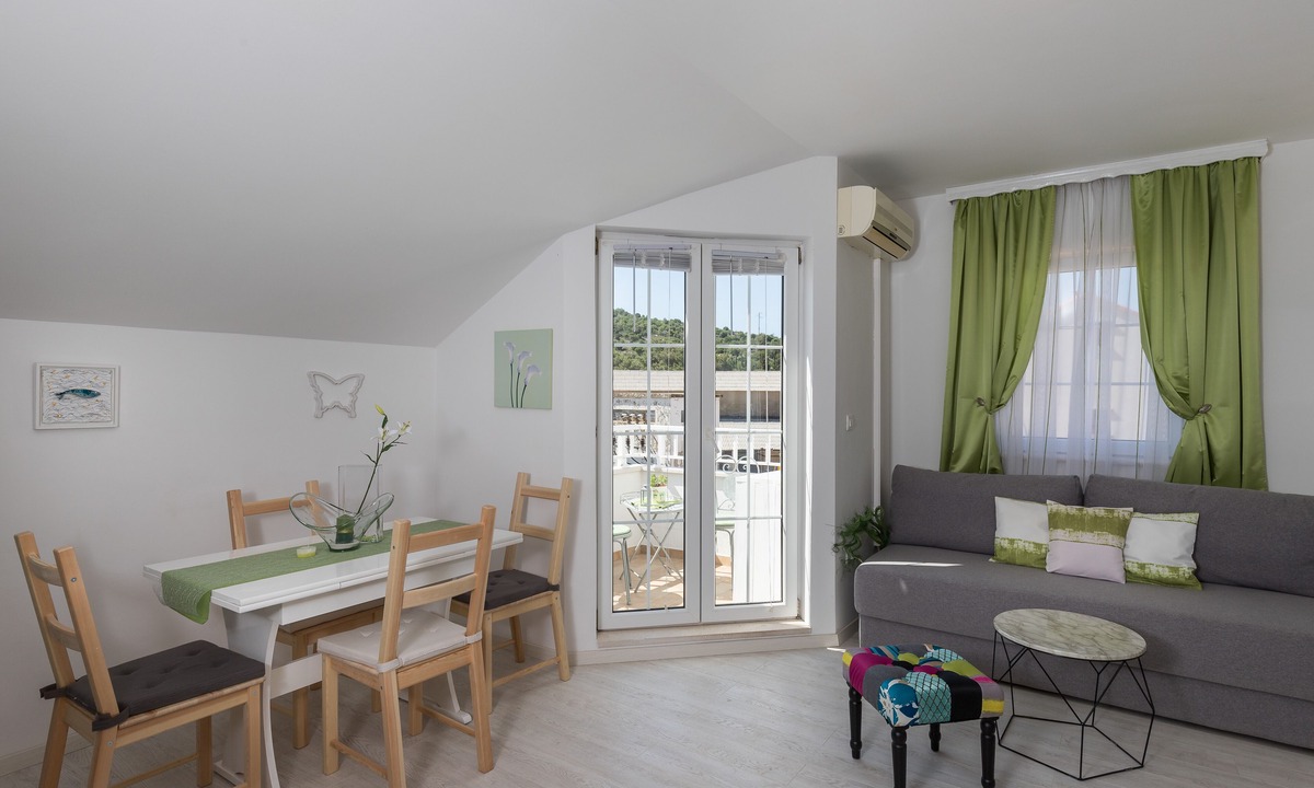 Zvekovica Apartment | Apartments Villa Key