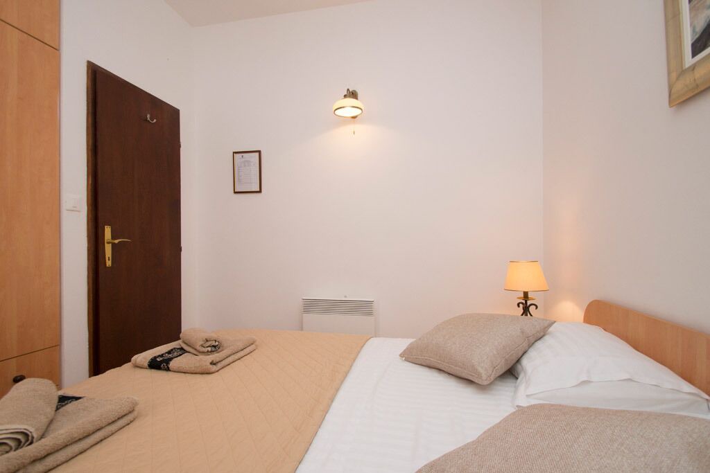 Cove Tri Zala (Zrnovo) Apartment | Apartments Sunny Town