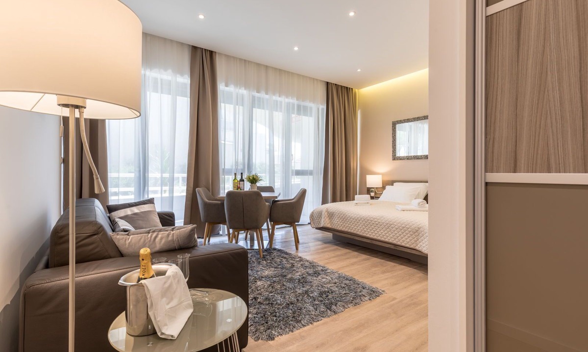Bacvice Apartment | Luxury Apartment Marigold in Split