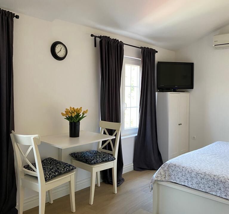 Seget Vranjica Apartment | Apartments Mirko (30361-A3) - Seget Vranjica