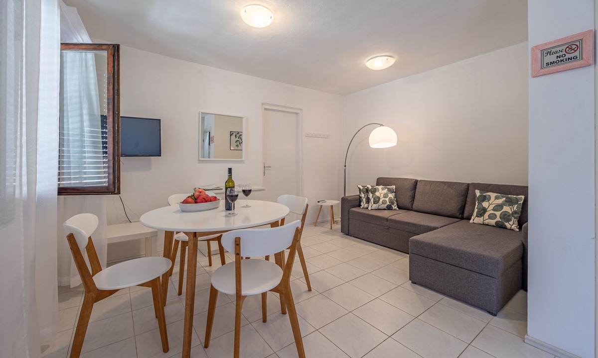 Vrboska Apartment | Apartments Iskra