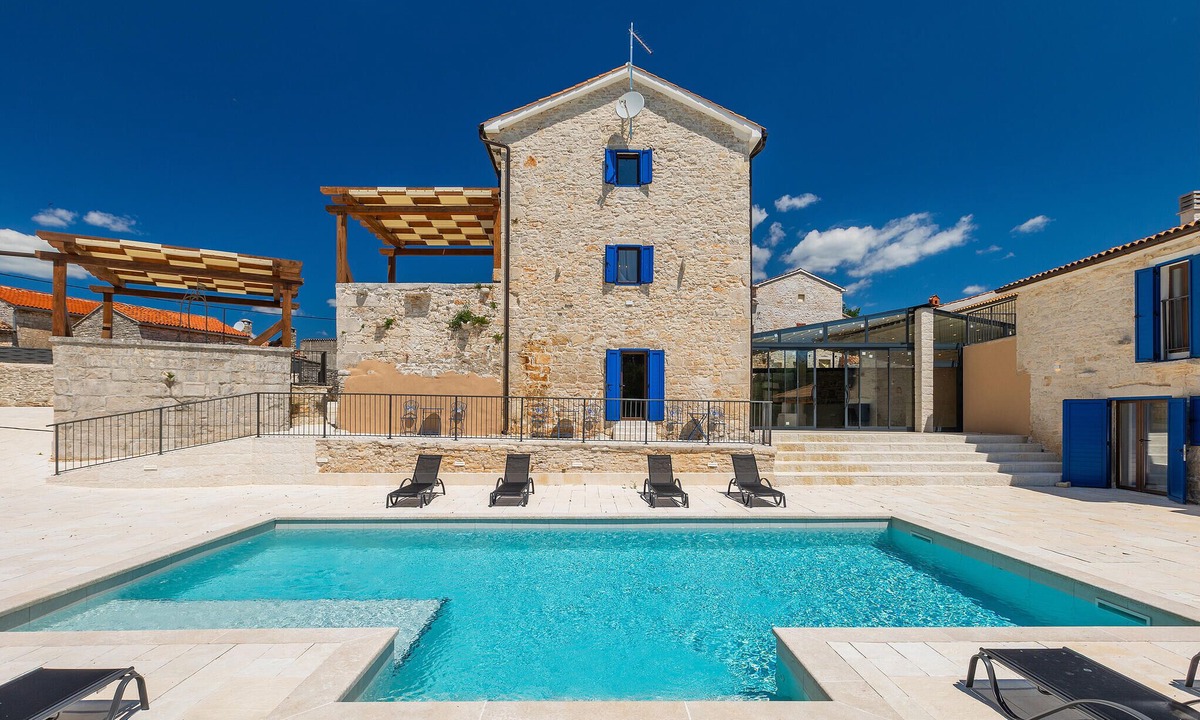 Rezanci House | Pet friendly home in Svetvincenat with sauna