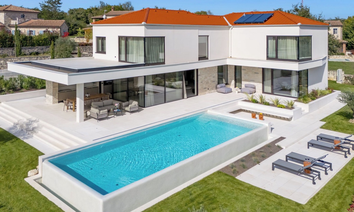 Sveti Lovrec House | Vacation home Lavis by Interhome