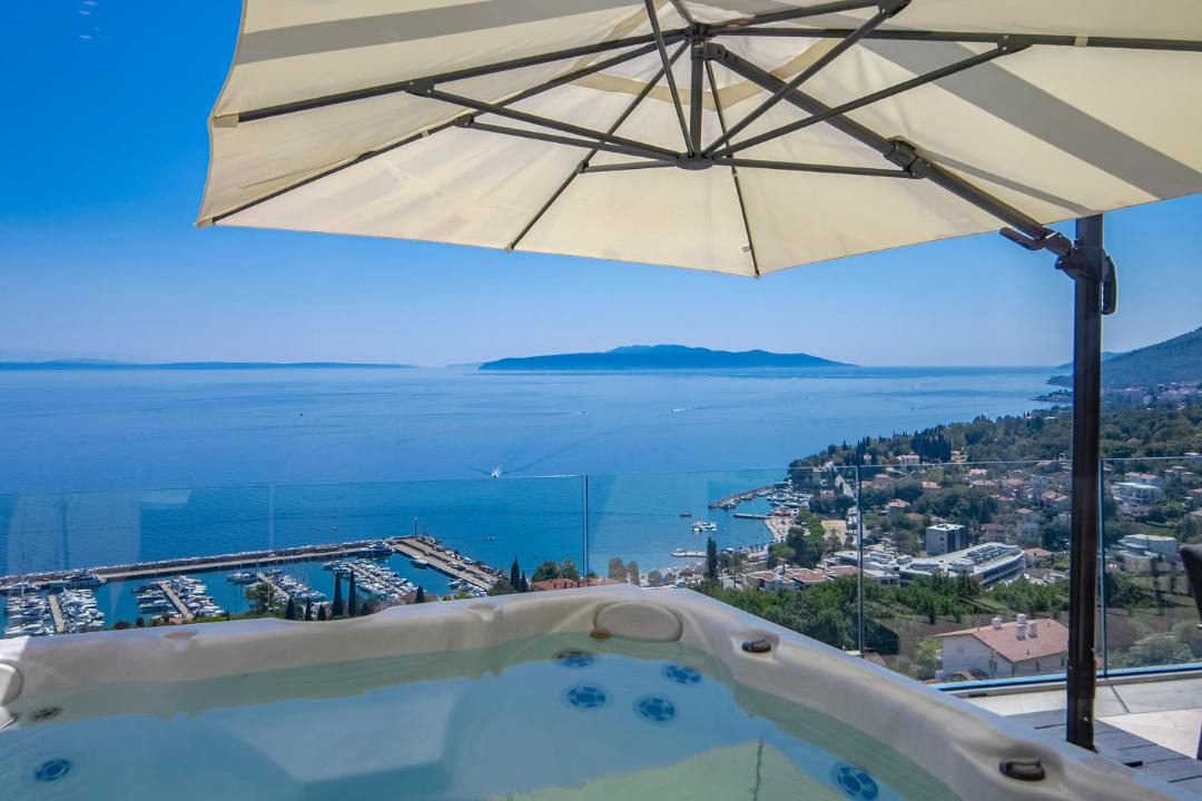 Icici Apartment | Ičići Skyview Luxury Penthouse A7