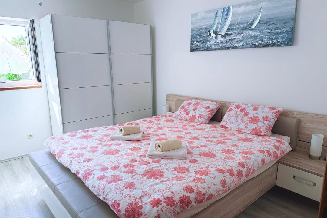 Valdebek Apartment | Zara Apartman
