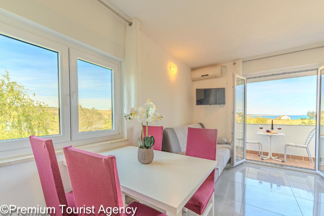 Ljubac Apartment | Ivans Garden Retreat