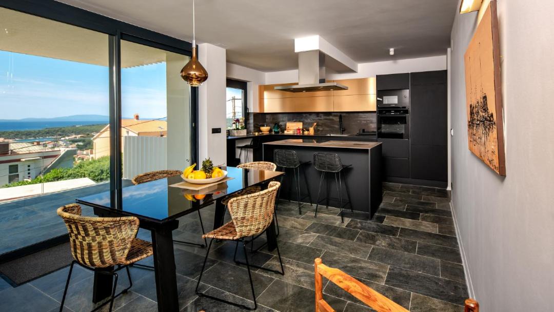 Palit Villa | Luxury villa Mar with infinity pool in Rab