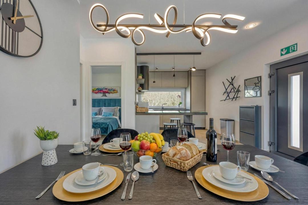 Visnjan Apartment | Villa Gigi with Private Pool - Happy Rentals