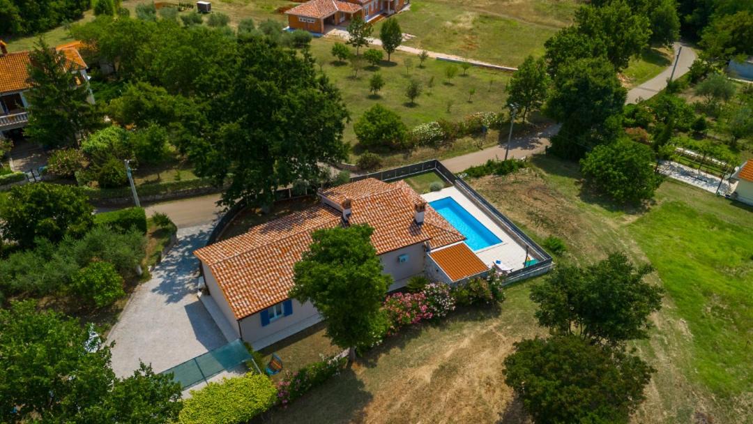 Melnica Villa | Villa Melnica by Villas Guide