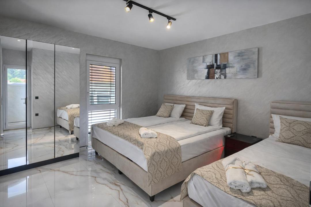 Center Apartment | DINLUX Luxury Apartment