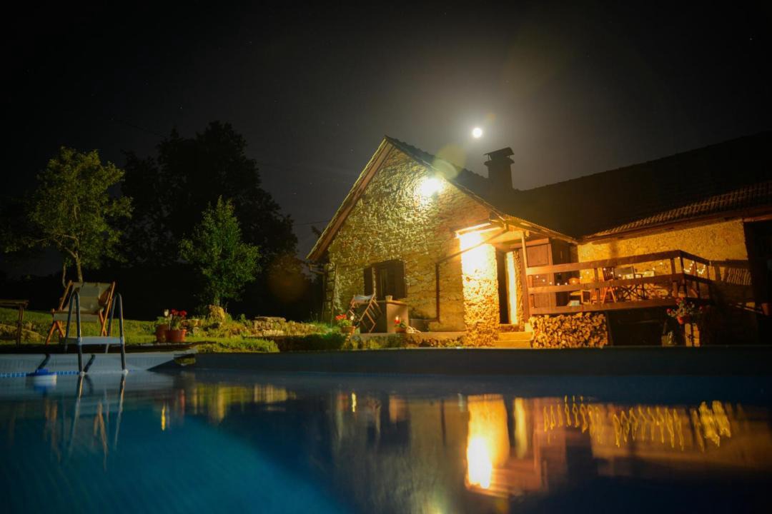 Karlovac Apartment | 1st Truffle House Žumberak