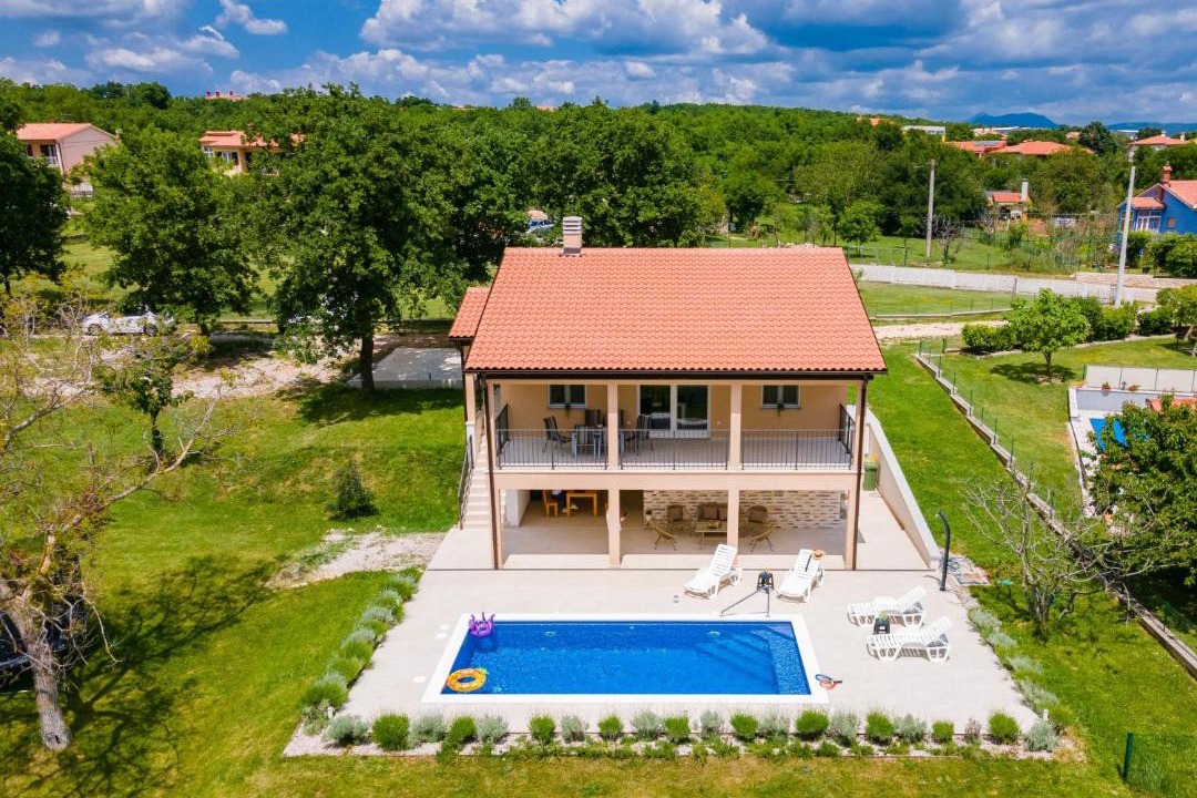 Vinez House | Holiday Home Marina by Interhome
