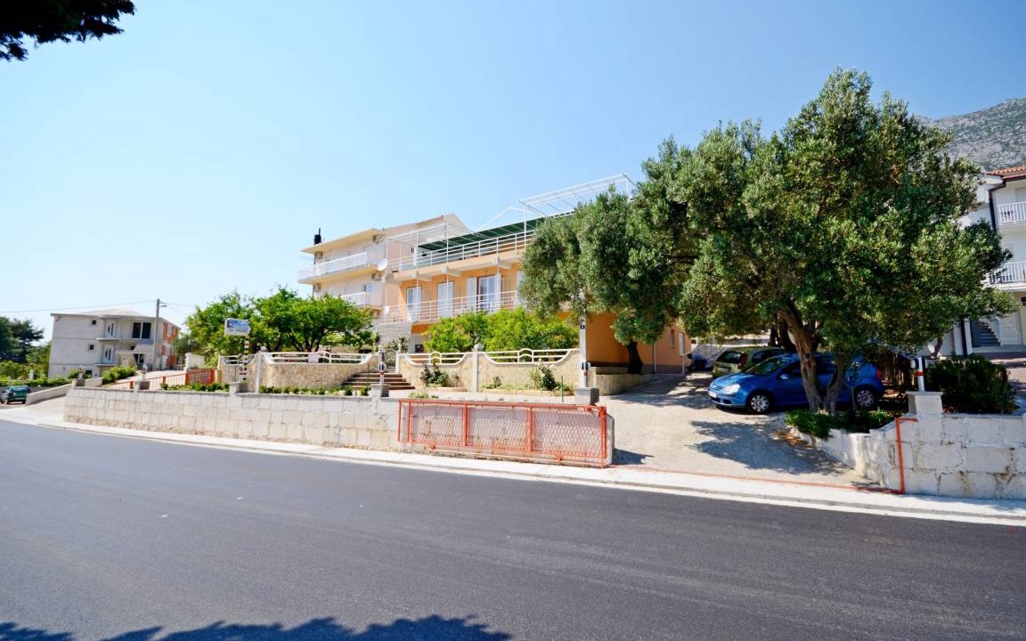 Photo of Others in Gradac