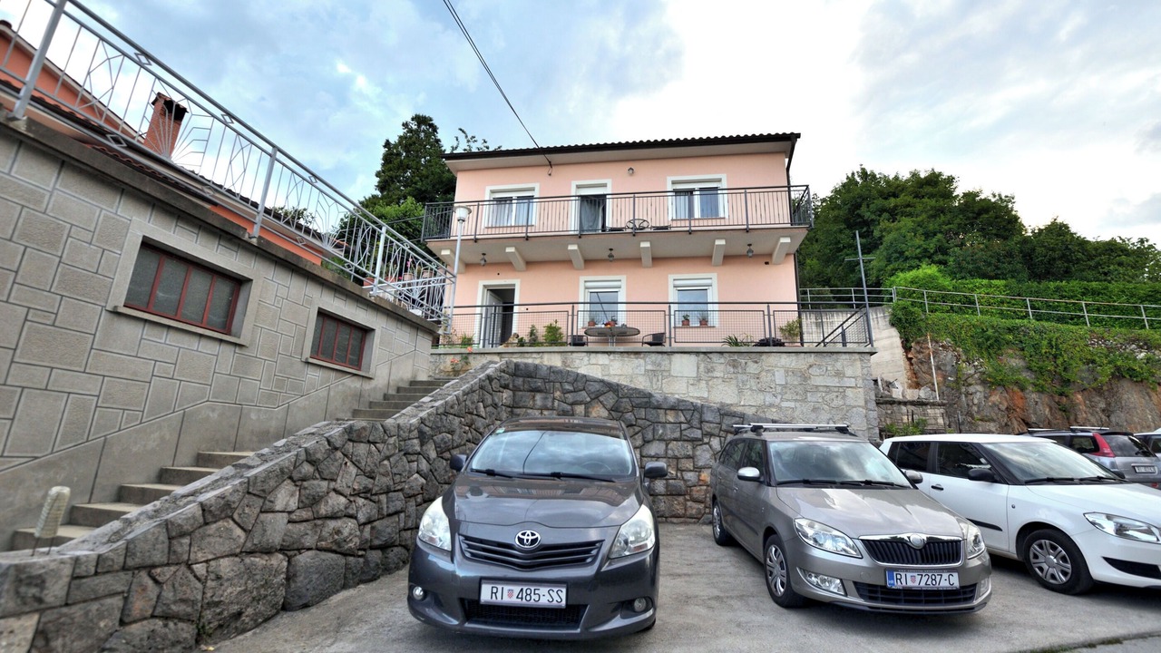 Photo of Outdoor in Bregi