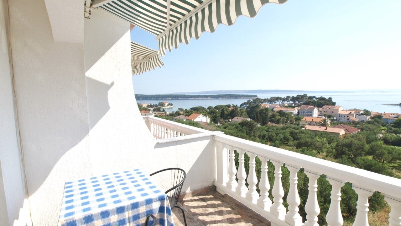 Photo of Outdoor in Banjol