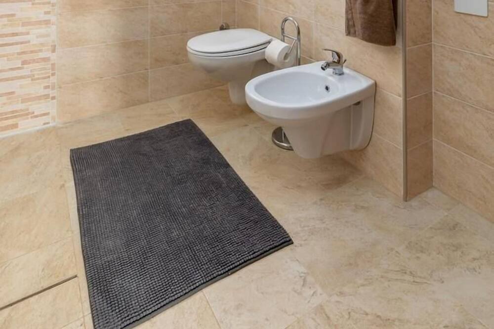 Photo of Bathroom in Krmed