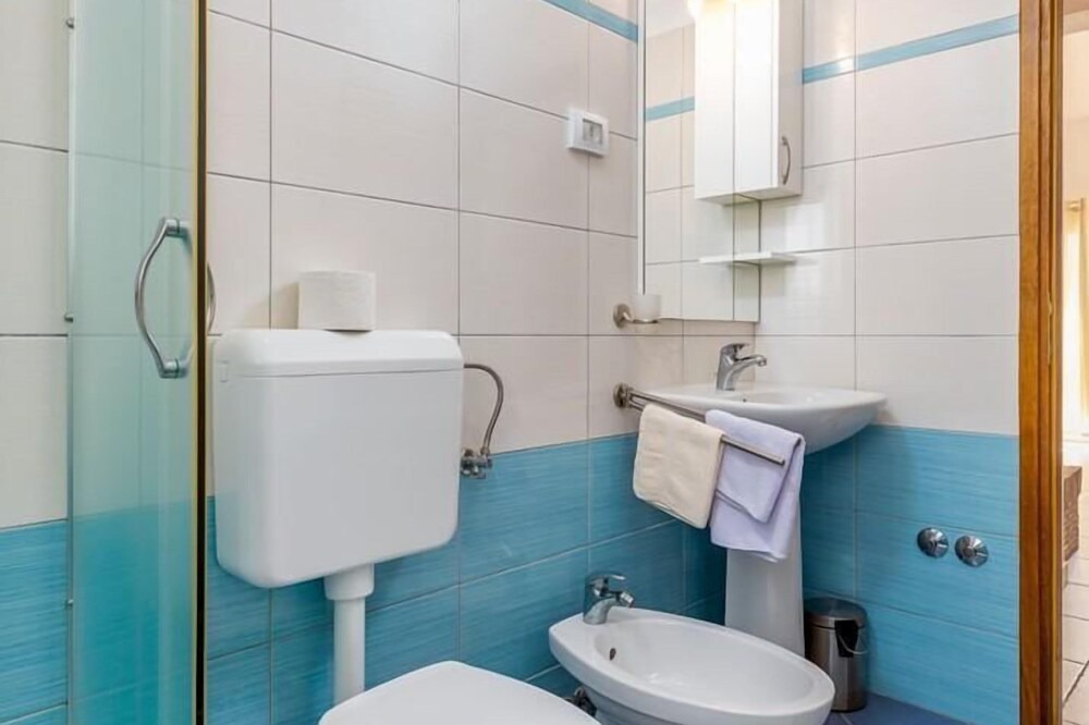 Photo of Bathroom in Krmed
