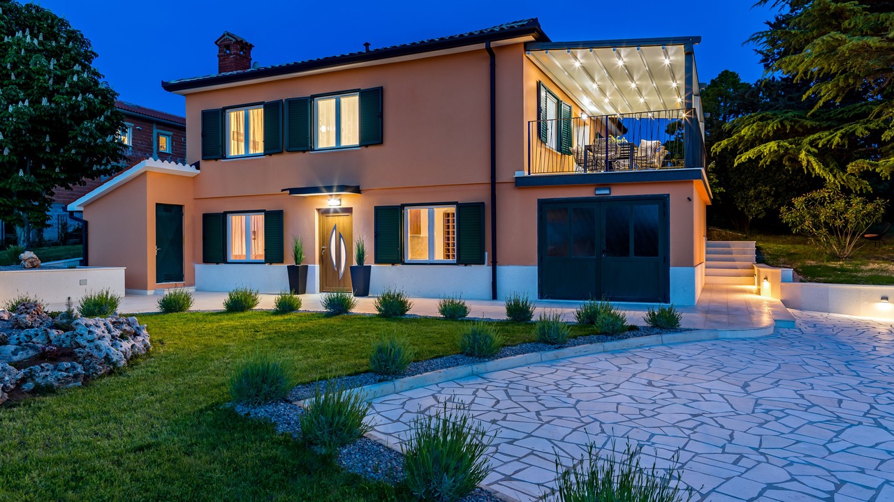 Photo of Outdoor in Rogocana