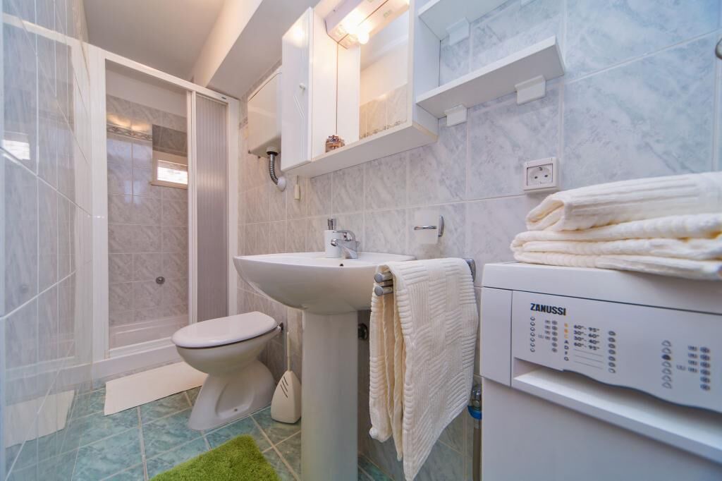Photo of Bathroom in Gornji Kono