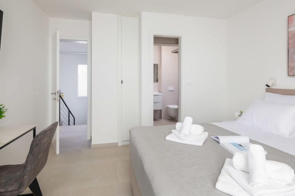 Photo of Bedroom in Brela