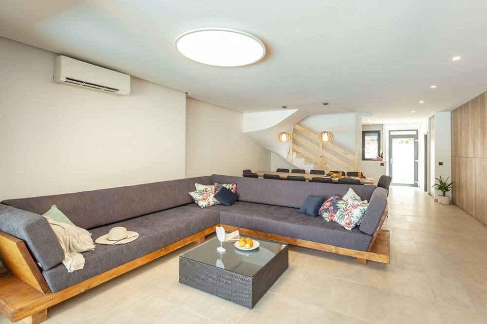 Photo of Bedroom in Pile