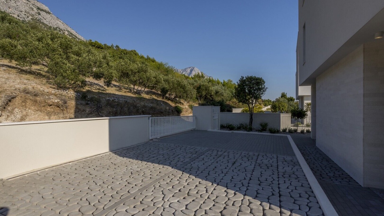 Photo of Outdoor in Brela