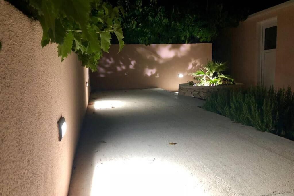 Photo of Patio Balcony in Lukoran