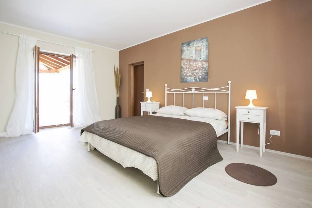 Photo of Bedroom in Rakotule