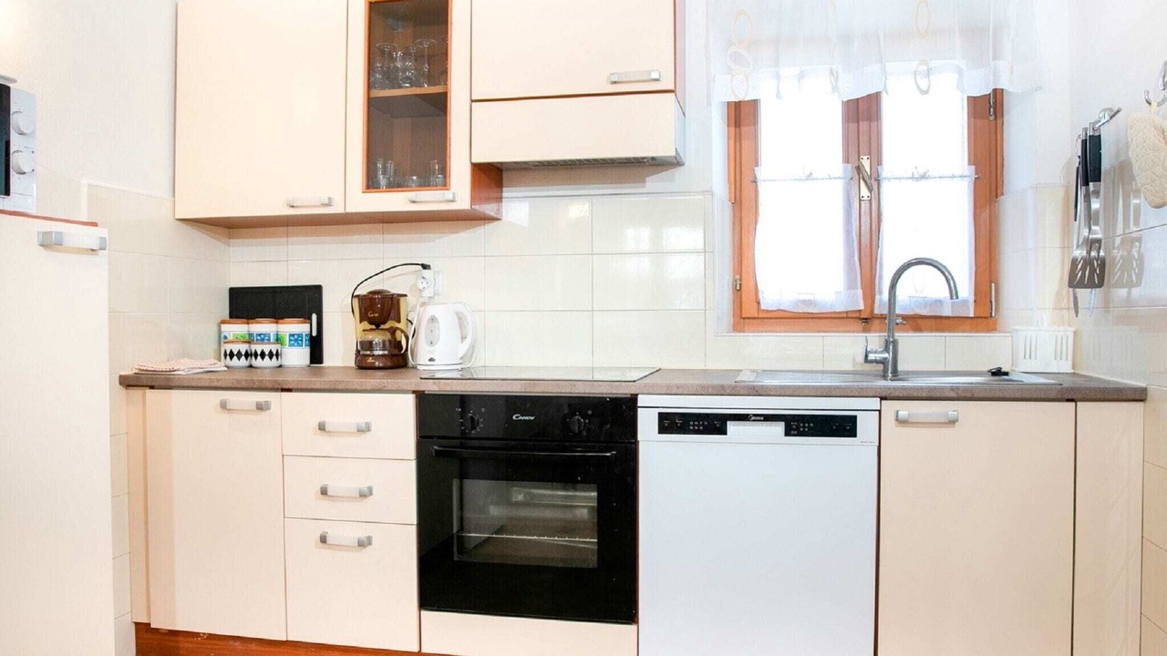 Photo of Kitchen in Krmed