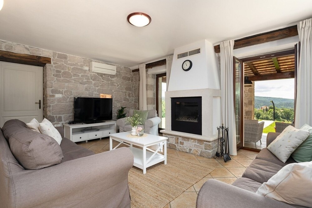 Photo of Livingroom in Buzet