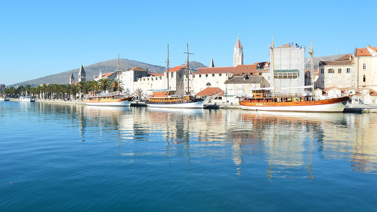 Photo of Others in Slatine
