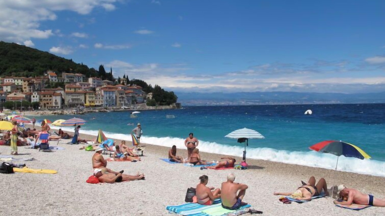 Photo of Others in Sucici