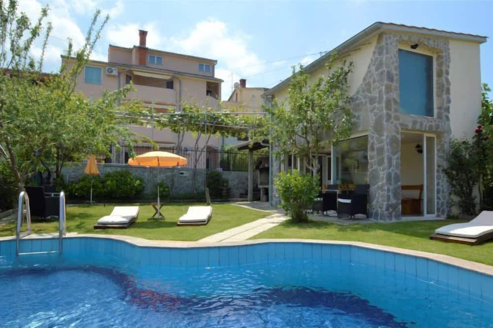 Photo of Outdoor in Valbandon