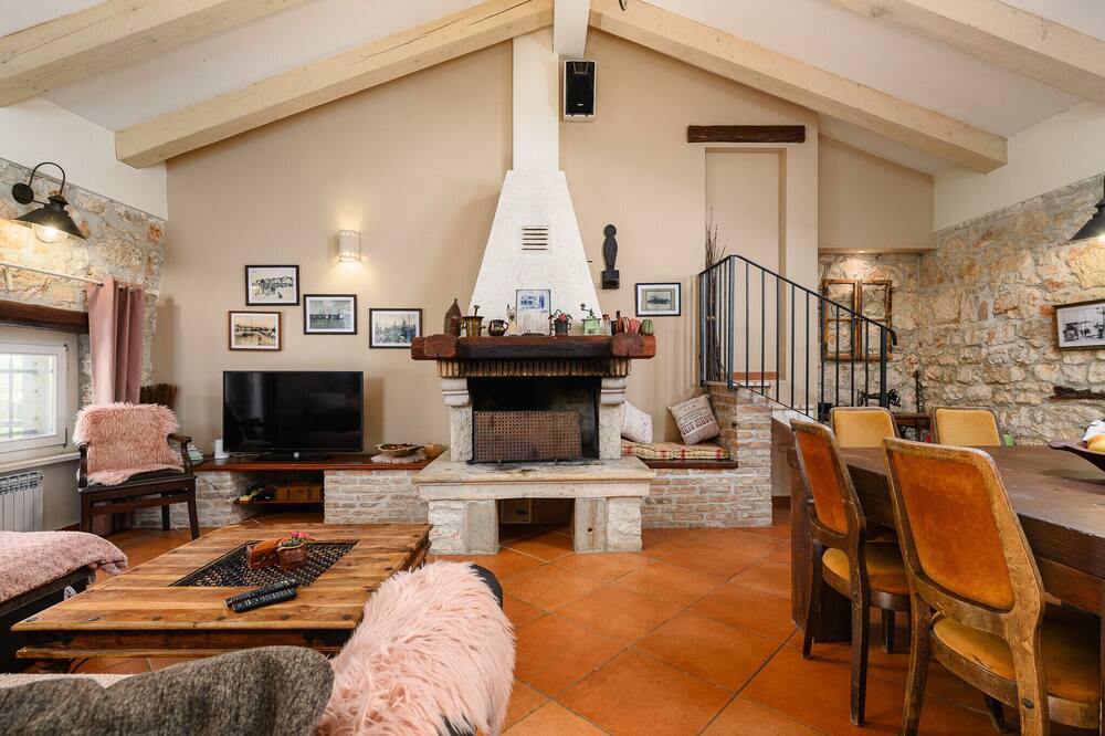 Photo of Livingroom in Fuskulin