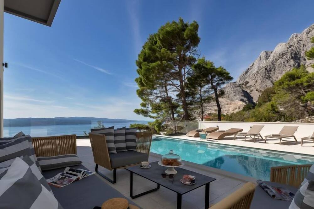 Photo of Patio Balcony in Bast