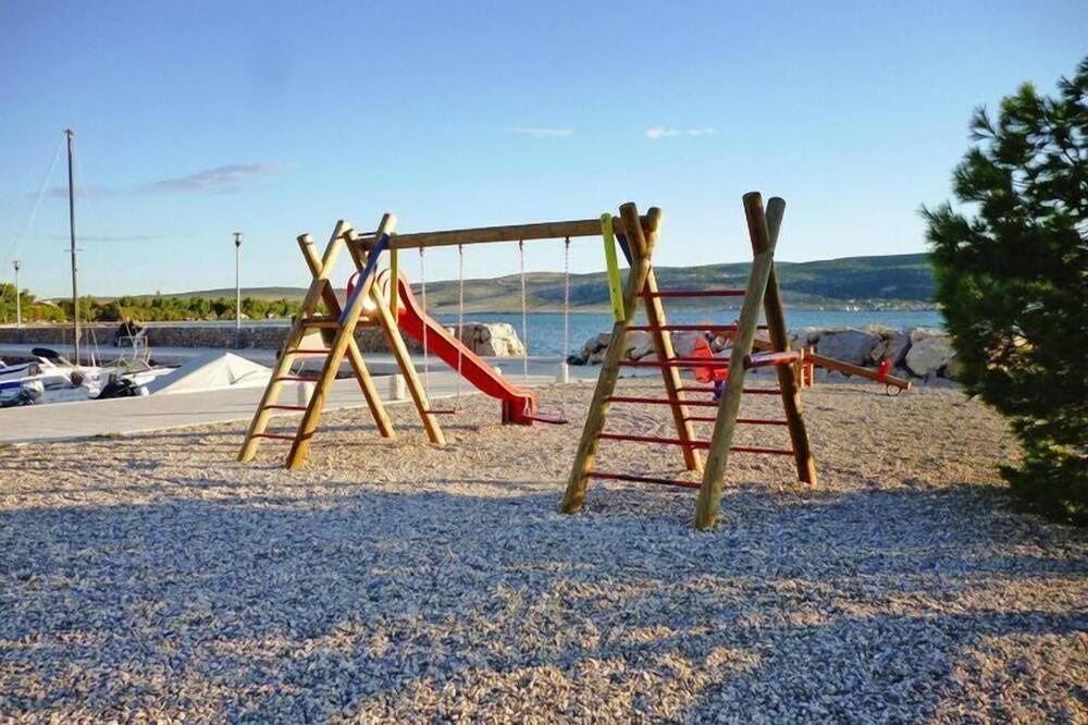 Photo of Outdoor in Seline