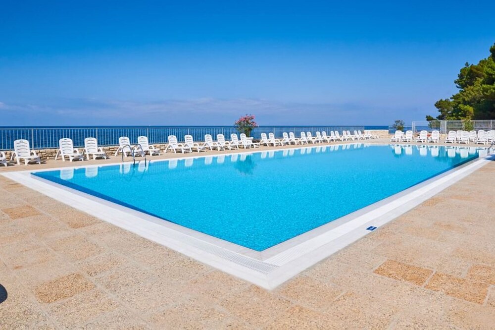 Photo of Outdoor in Basanija
