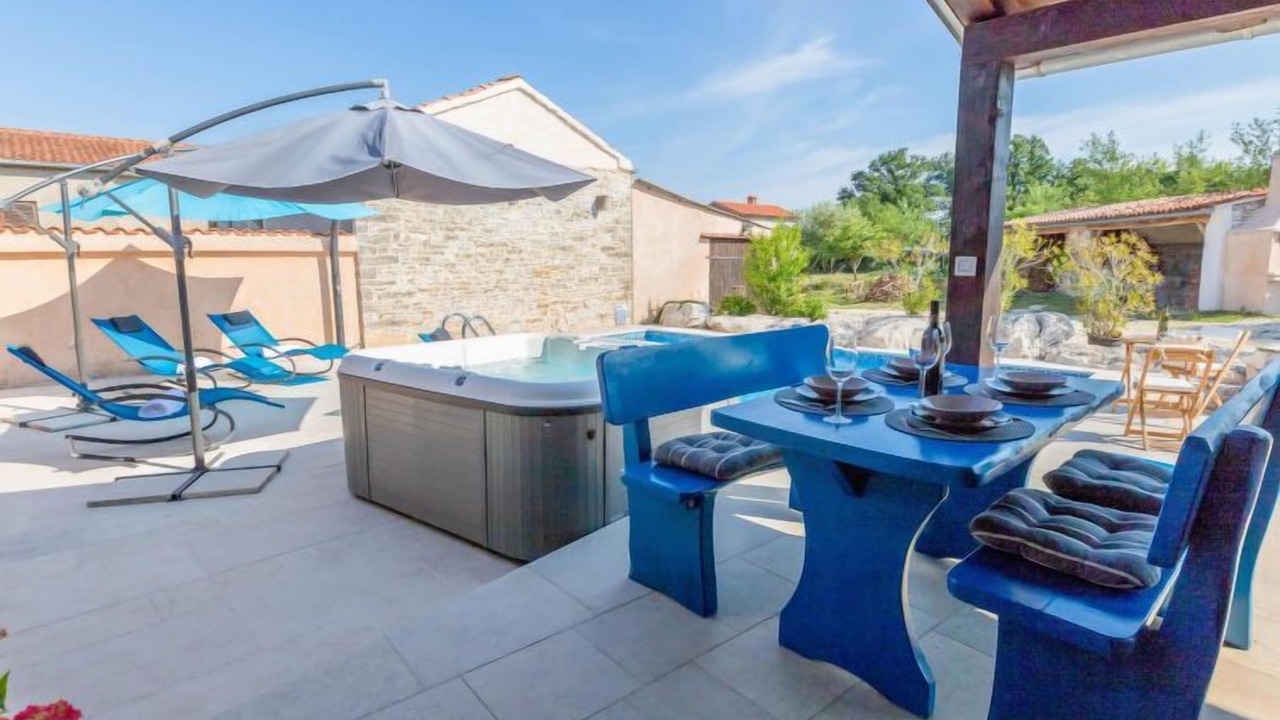 Photo of Patio Balcony in Sveti Petar u Sumi