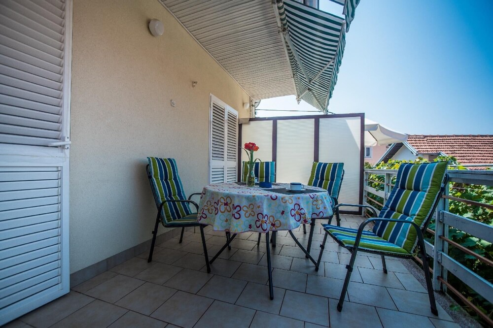 Photo of Patio Balcony in Gornji Karin