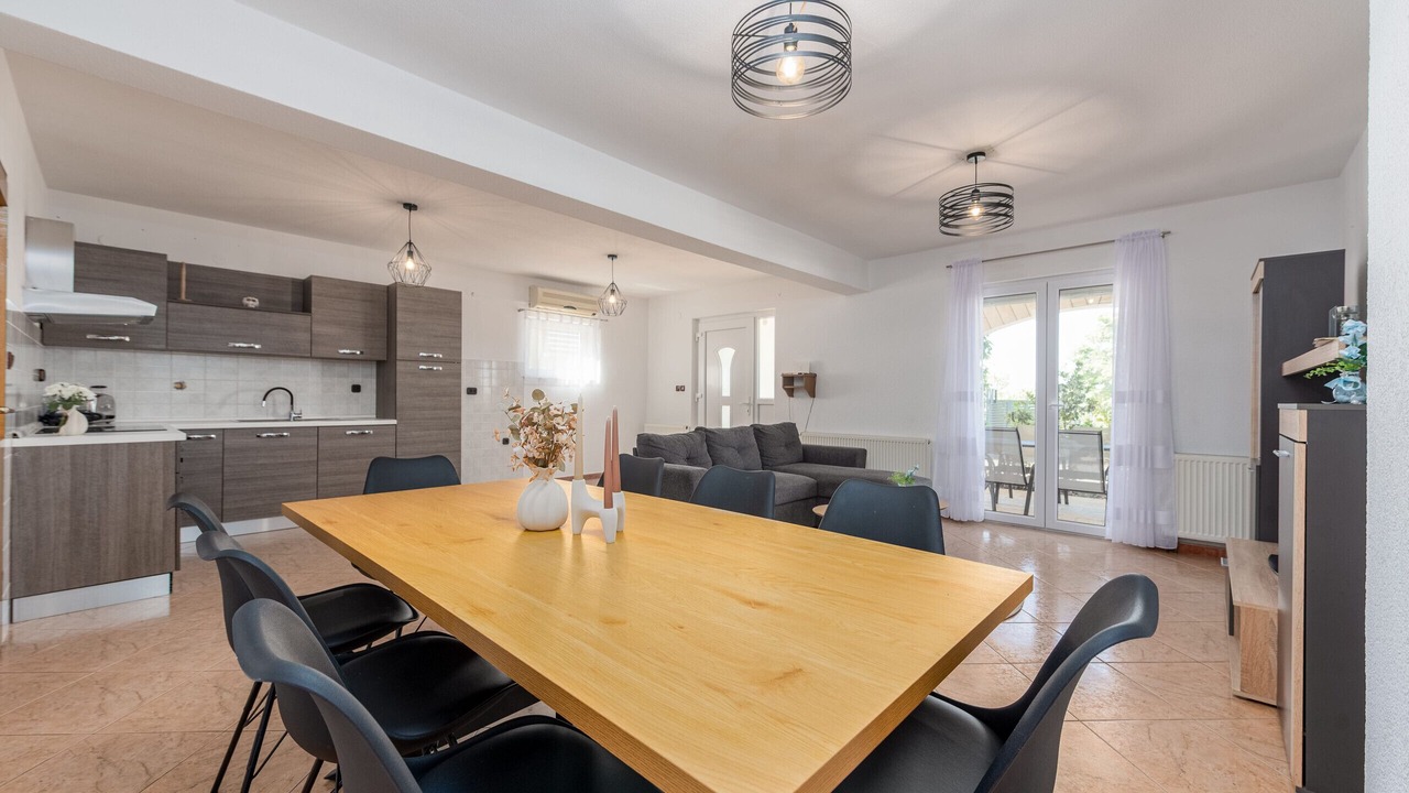 Photo of Livingroom in Lisicici